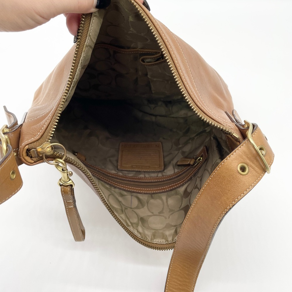 Coach Womens Legacy Leather Shoulder Bag Y2K Quiet Luxury Old Money H2S-9325 - Picture 7 of 14